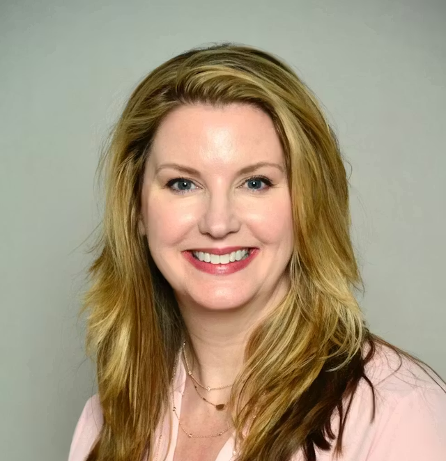 Wendy Simpson Headshot 2